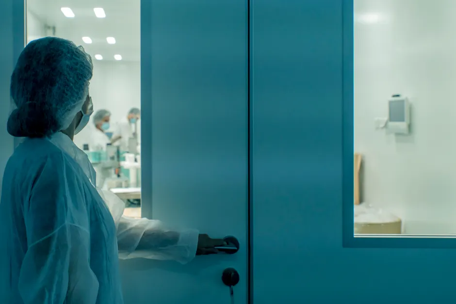 Detail Nanotechnology Research Lab With Cleanroom Suits Number 14
