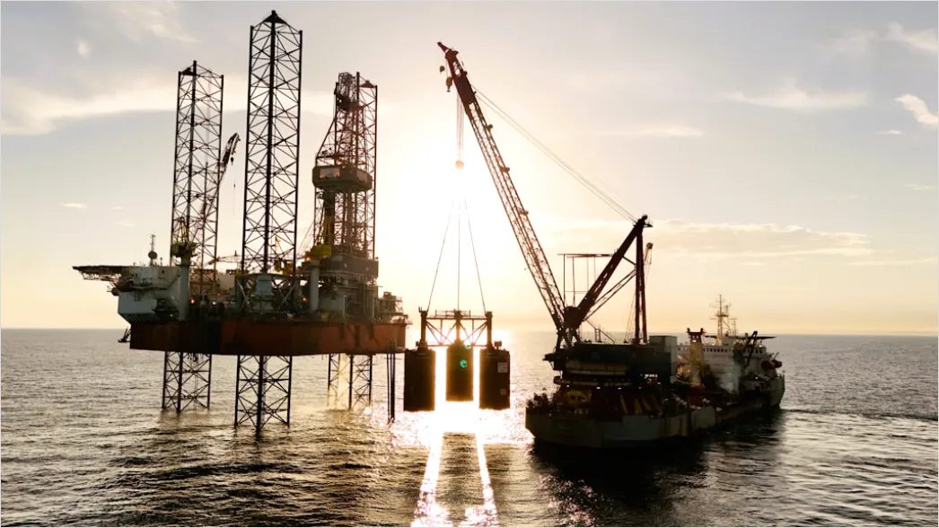 Oil Rig Platform Workers Maintenance Offshore Fb93