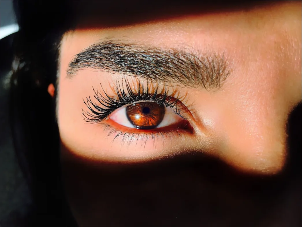 Detail Ombre Eyebrow Technique For Natural Look Number 2