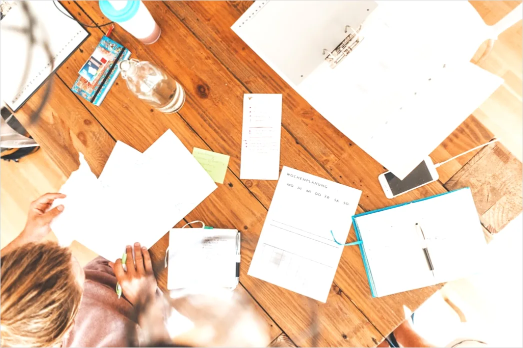Detail Peer Review Process Concept Research Papers Desk Number 17