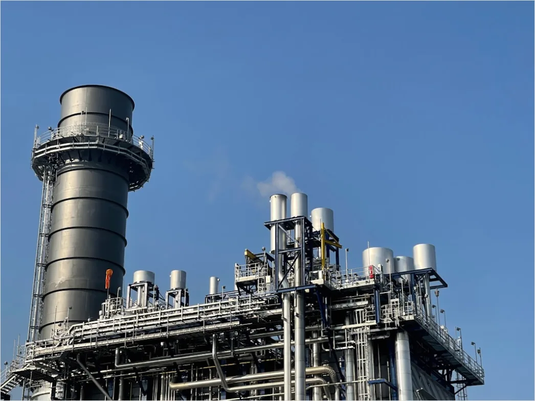 Detail Petroleum Refinery Distillation Tower Exterior Close Up Number 2