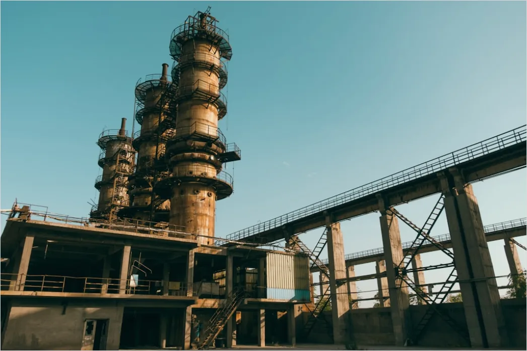 Detail Petroleum Refinery Distillation Tower Exterior Close Up Number 18