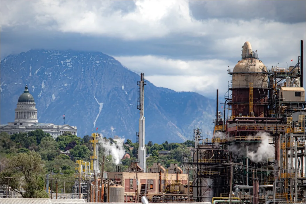 Detail Petroleum Refinery Distillation Tower Exterior Close Up Number 10