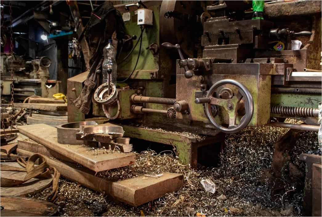 Detail Precision Engineering Workshop Lathe Turning Metal Number 13