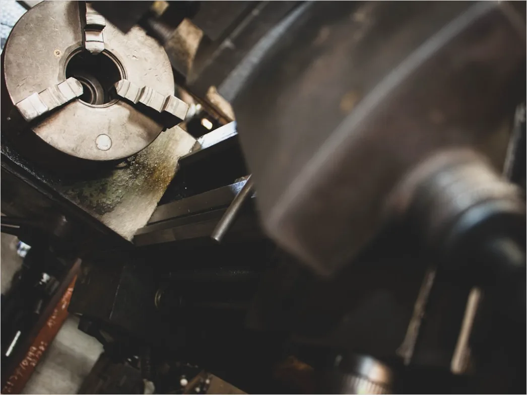 Detail Precision Engineering Workshop Lathe Turning Metal Number 5