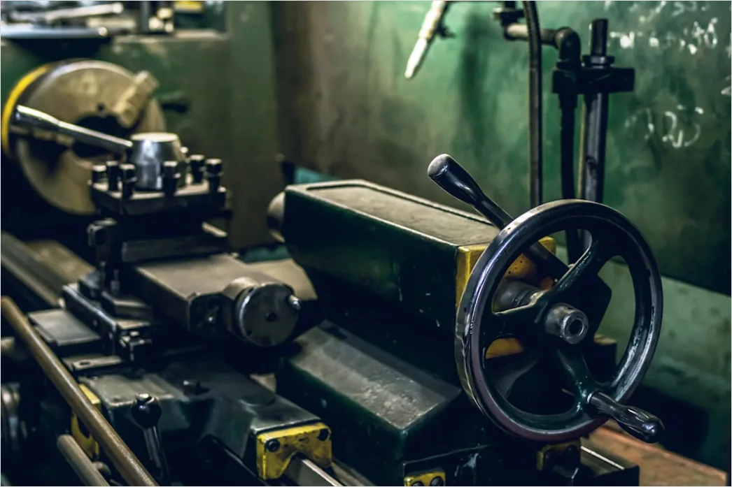 Detail Precision Engineering Workshop Lathe Turning Metal Number 6