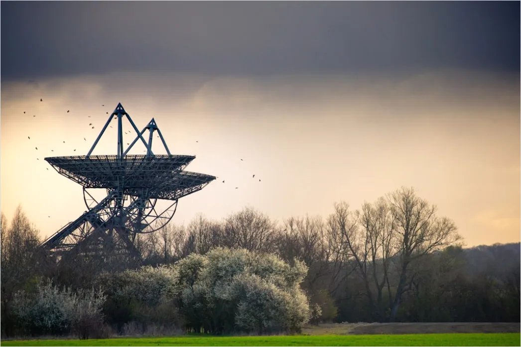 Detail Radio Telescope Array Landscape Science Research Number 14