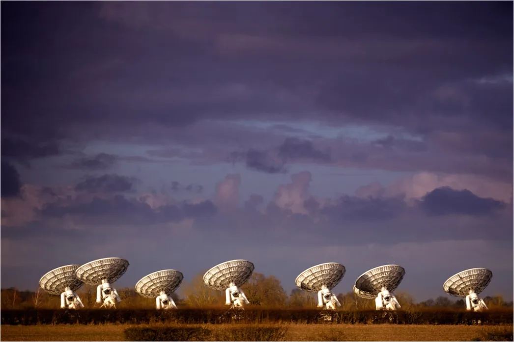 Detail Radio Telescope Array Landscape Science Research Number 3