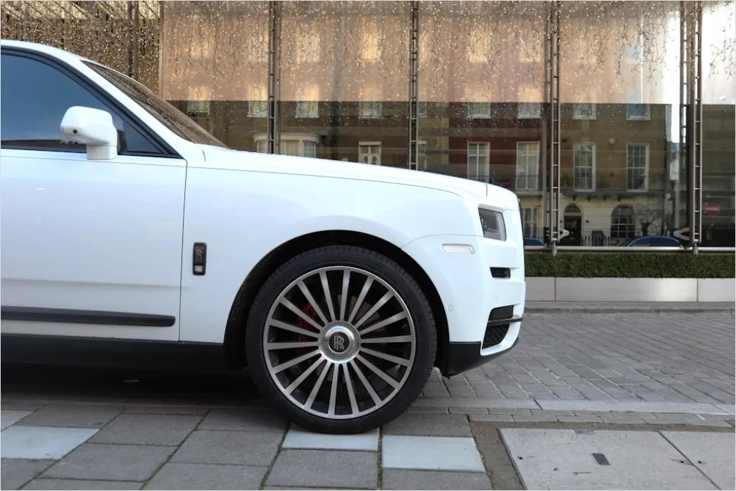 Detail Rolls Royce Phantom Exterior Detail Close Up Number 17