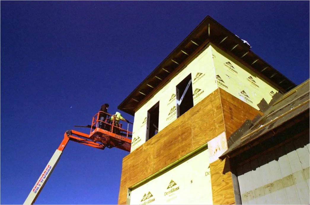 Detail Roofing Workers Installing Panels Commercial Building Number 2