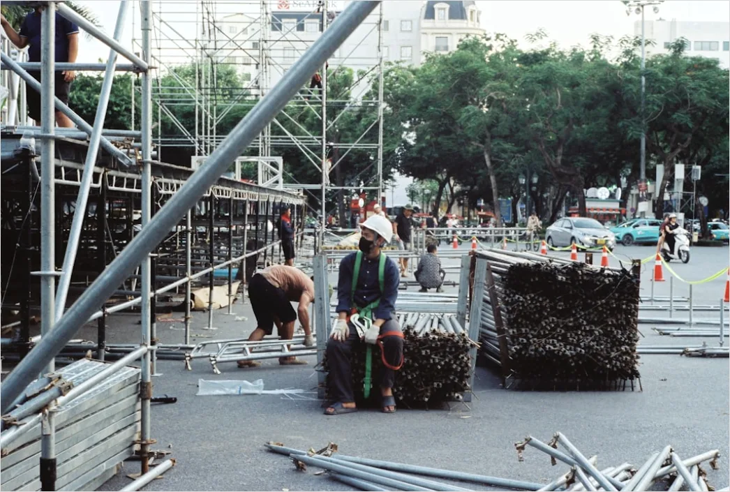Detail Scaffolding Construction Site Workers At Height Number 20