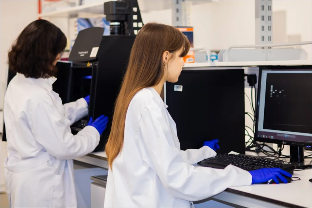 Detail Spectrophotometer Analysis In Chemistry Laboratory Number 15