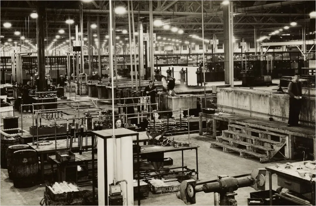 Detail Steel Beam Manufacturing Plant Interior Wide View Number 17
