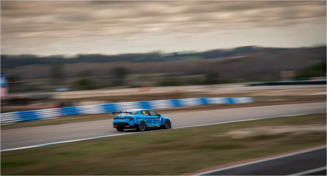 Detail Supercar Drag Race Action Blurred Motion Track Number 14