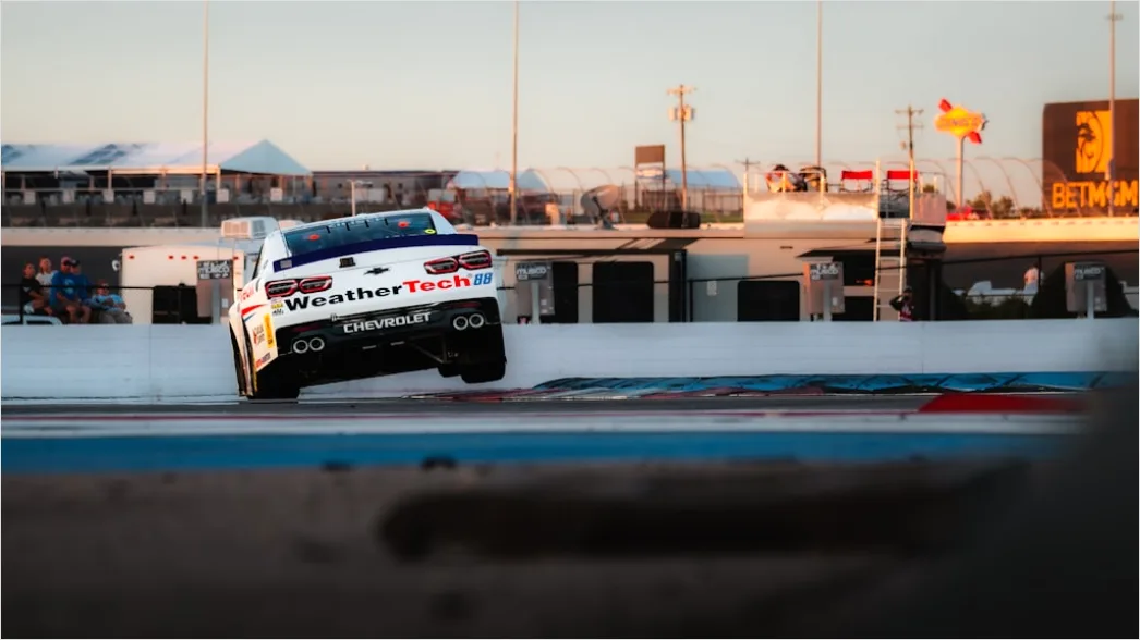 Detail Supercar Drag Race Action Blurred Motion Track Number 15