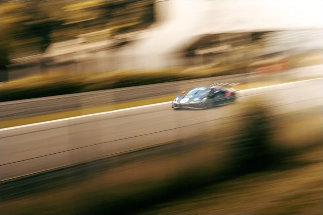 Detail Supercar Drag Race Action Blurred Motion Track Number 3