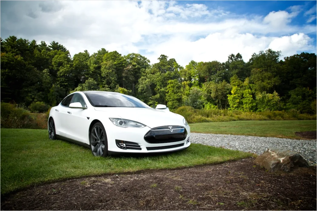 Detail Tesla Model S Charging Supercharger Close Up Number 14