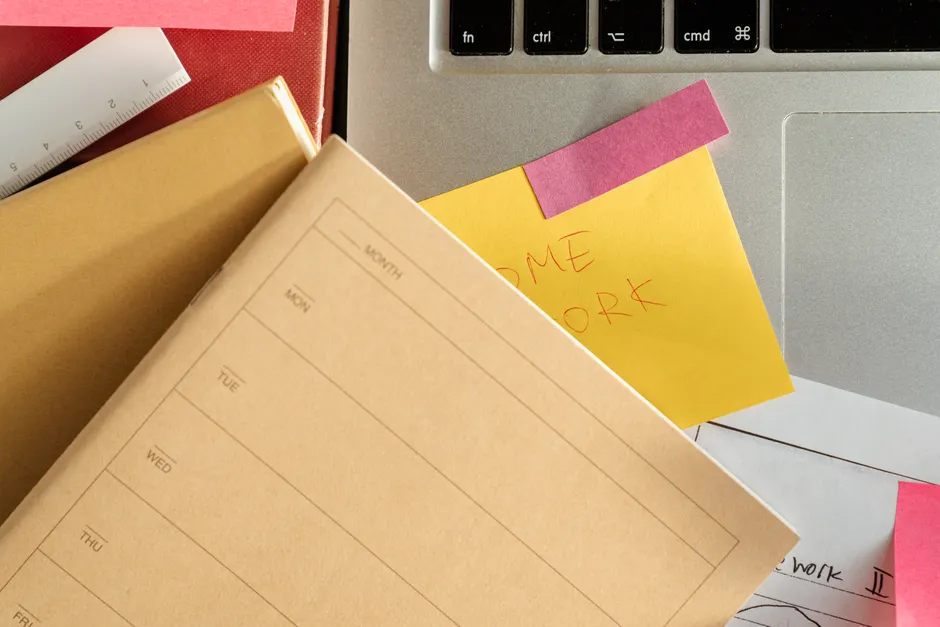 Detail Time Management Planner For Students Desk Photo Number 4