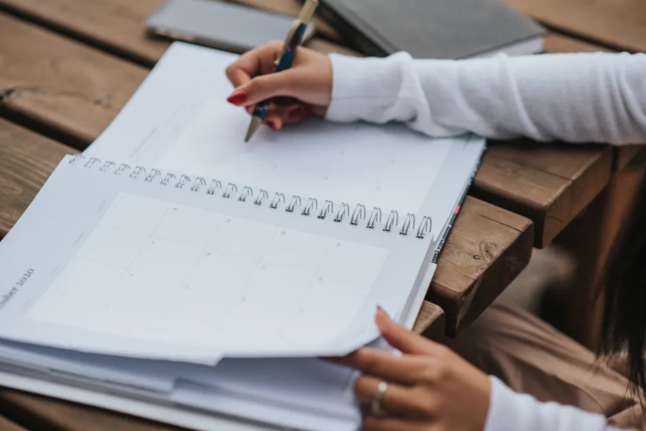Detail Time Management Planner For Students Desk Photo Number 5