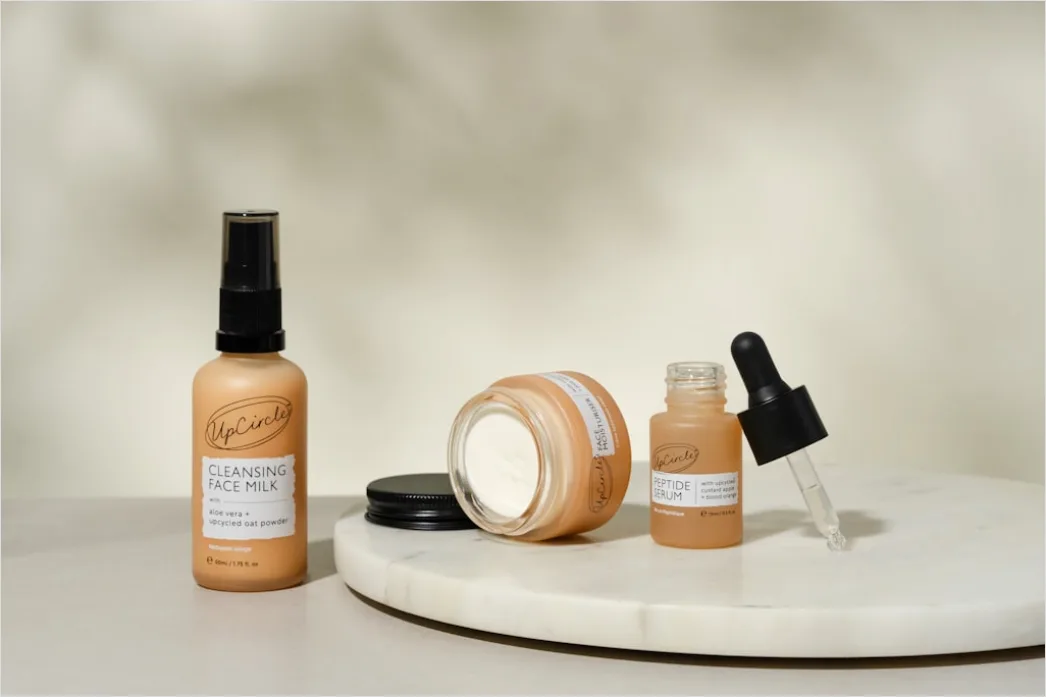 Detail Tinted Moisturizer For Everyday Natural Look Number 7