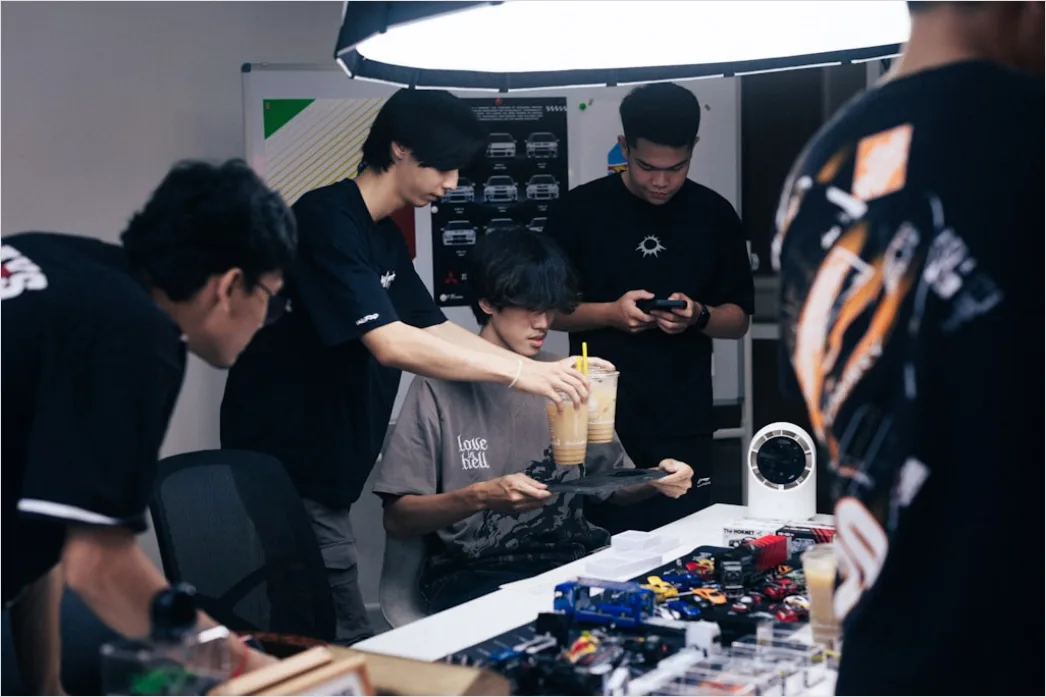 Detail Toy Factory Assembly Line Workers Quality Check Number 13