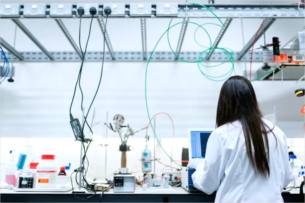 Detail Vaccine Development Laboratory Scientist Working Number 2