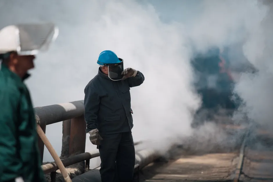 Detail Workers Wearing Respirator Masks In Dusty Factory Number 3