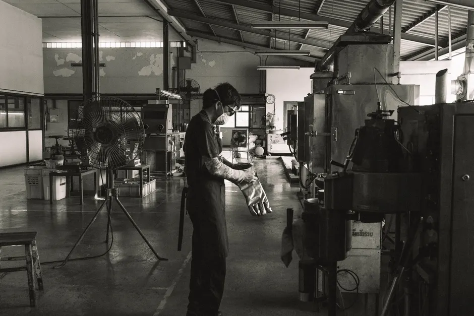 Detail Workers Wearing Respirator Masks In Dusty Factory Number 10