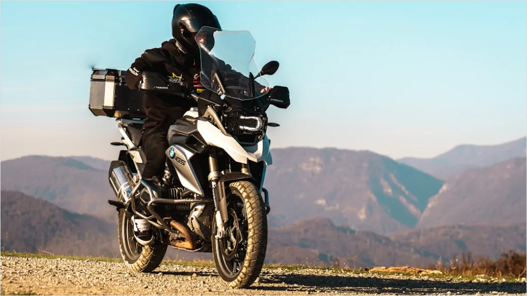 Adventure Motorcycle Touring Mountain Road 3c04