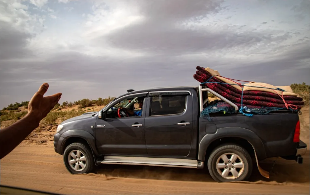Detail Adventure Vehicle Rooftop Rack Gear Loaded Number 11
