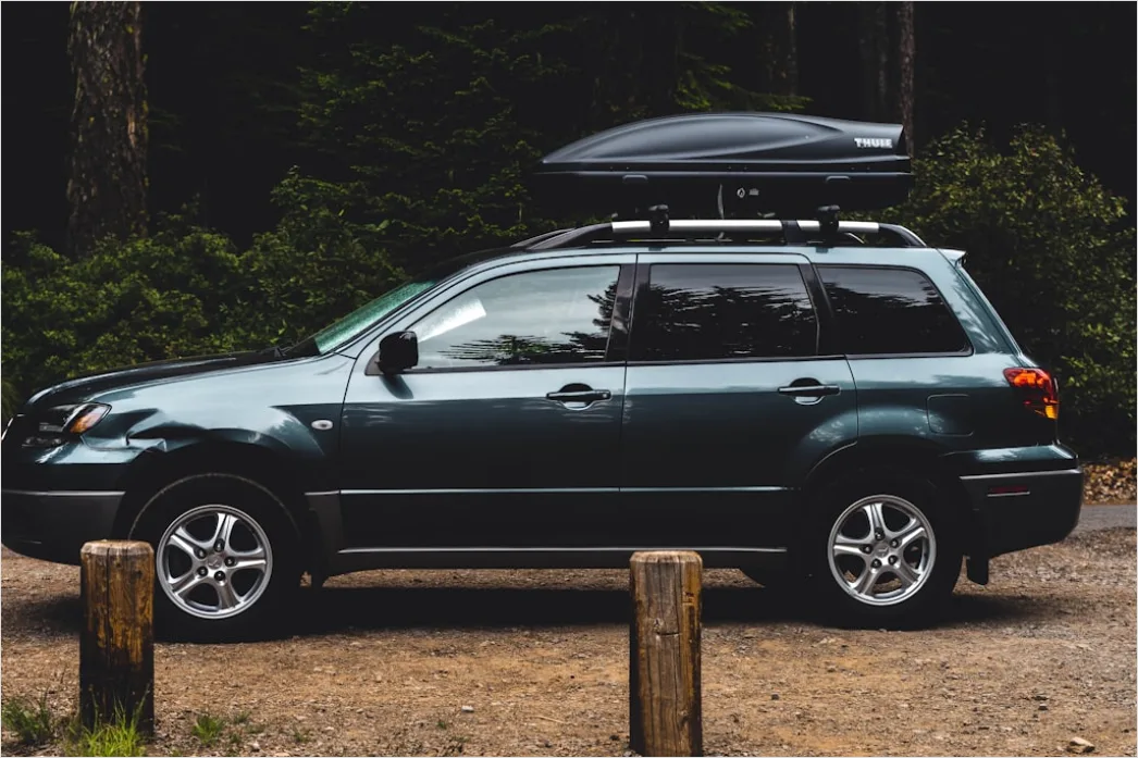 Detail Adventure Vehicle Rooftop Rack Gear Loaded Number 13