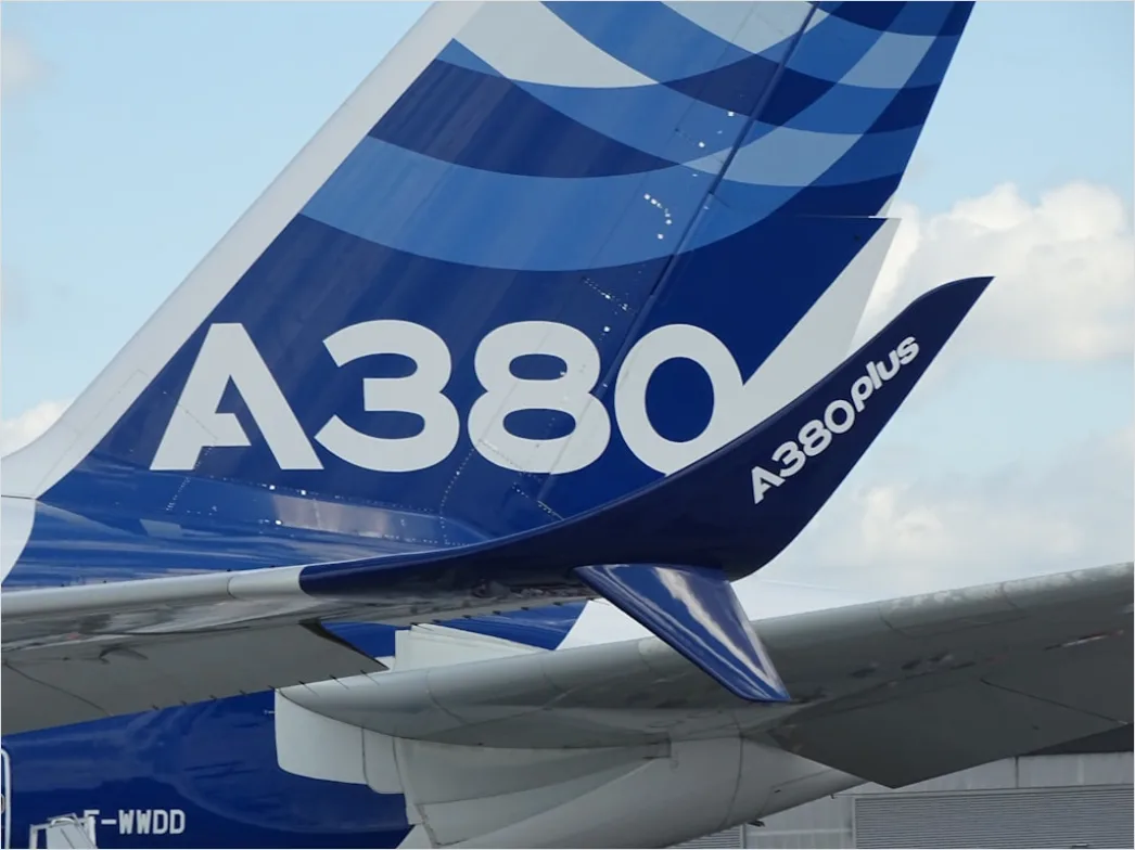Detail Airbus A380 Double Decker Aircraft Exterior Number 18