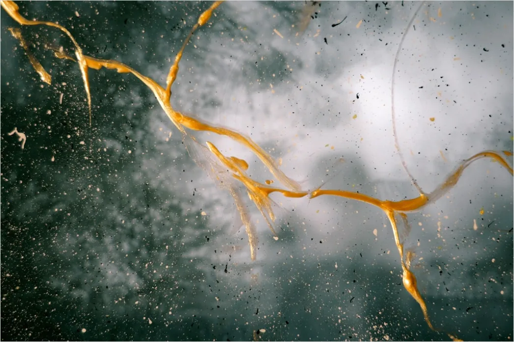 Detail Alkohol Ink Abstrakt Dunkle Farben Gold Number 18