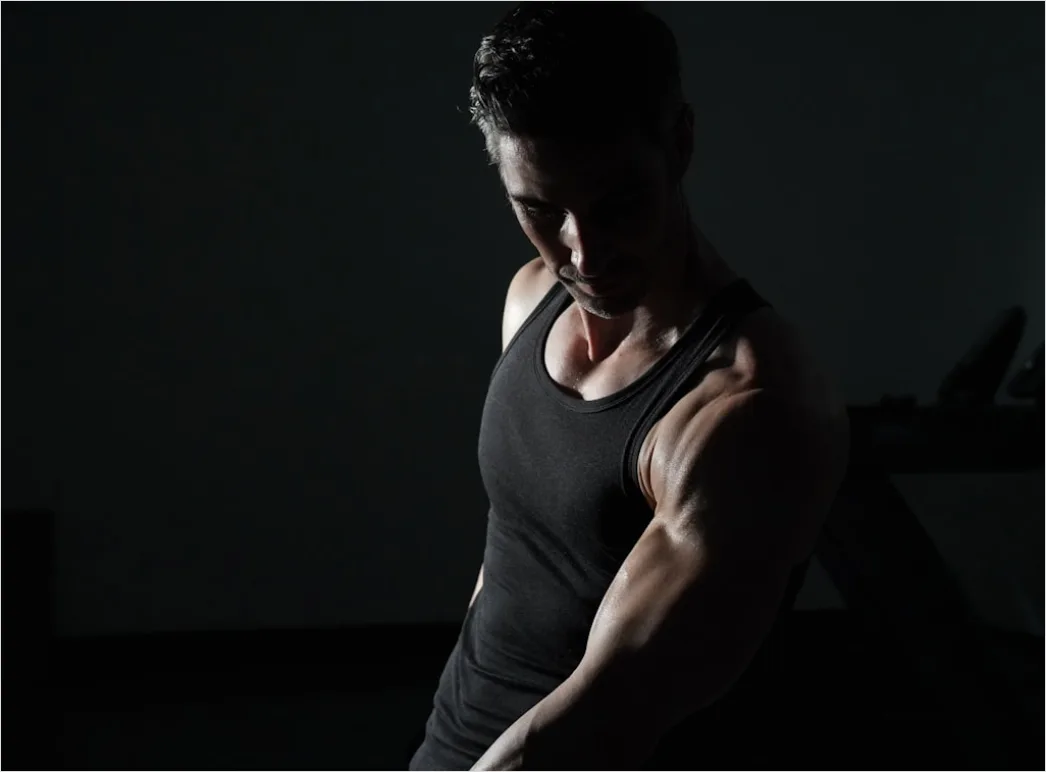 Detail Athletic Man Portrait Gym Fitness Confident Look Number 11
