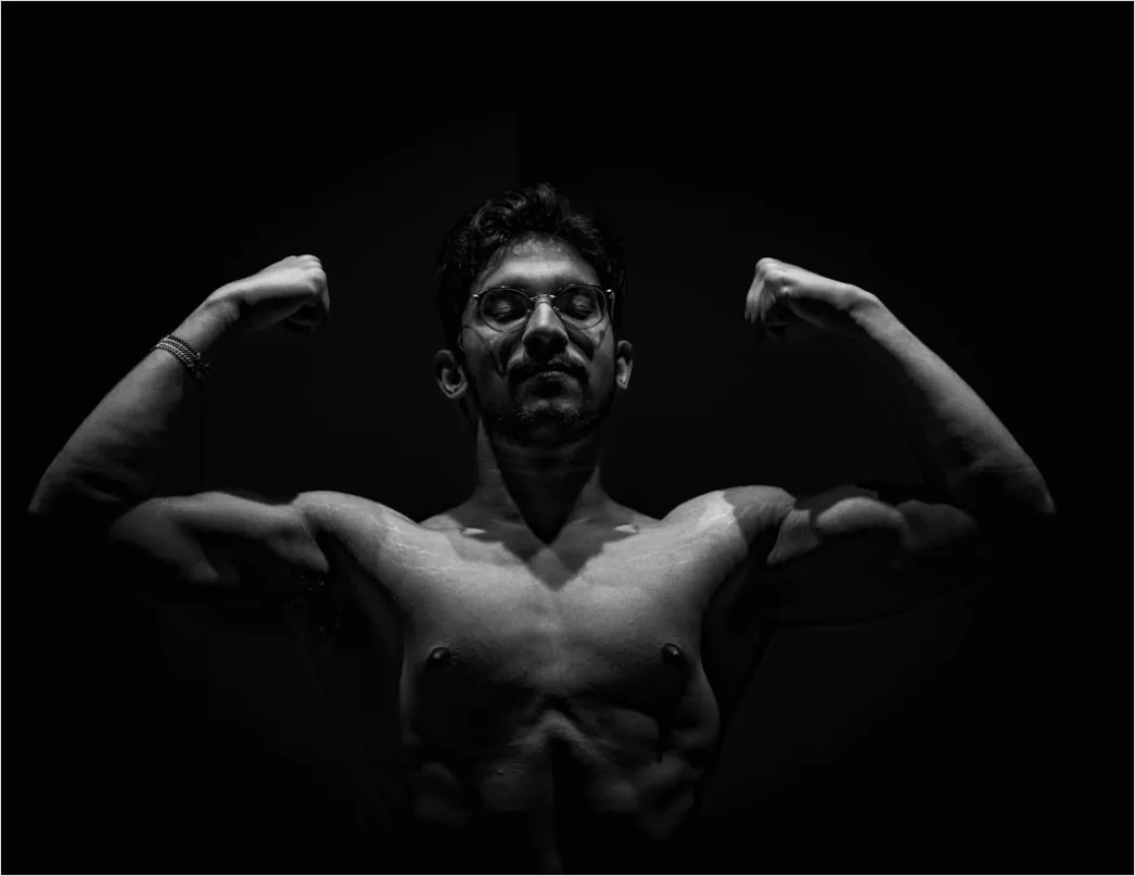 Detail Athletic Man Portrait Gym Fitness Confident Look Number 5
