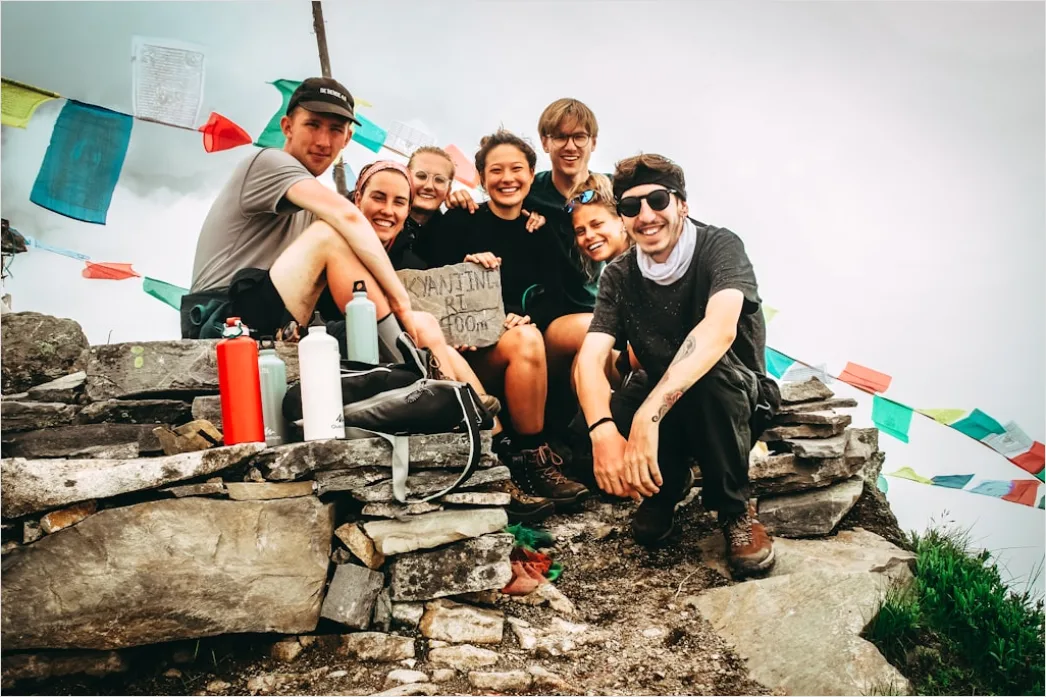 Brautjungfern Gruppe Portrait Outdoor Lachen 2bad