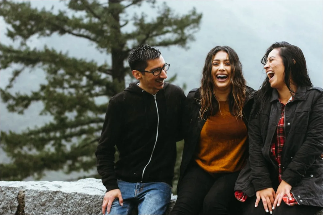 Detail Brautjungfern Gruppe Portrait Outdoor Lachen Number 2