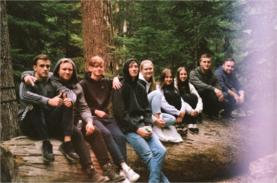 Detail Brautjungfern Gruppe Portrait Outdoor Lachen Number 10