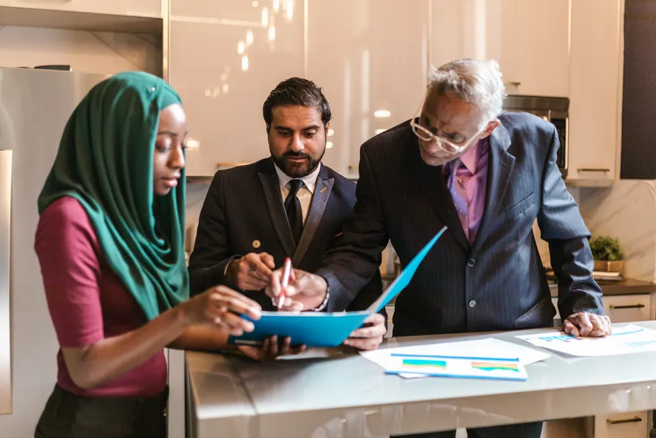 Detail Business Team Portrait Diverse Group Office Setting Number 5