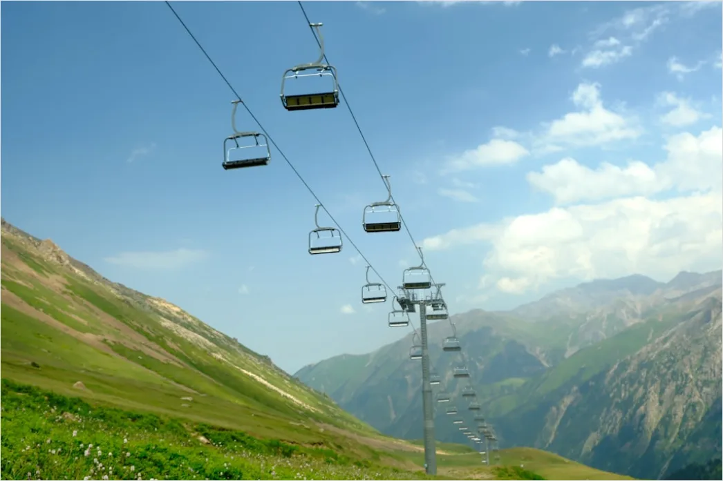 Detail Cable Car Ascending Mountain Scenic Route Number 11