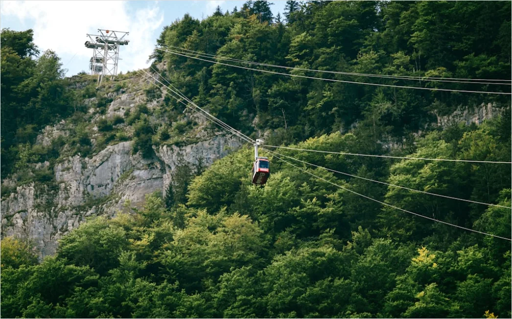 Detail Cable Car Ascending Mountain Scenic Route Number 12