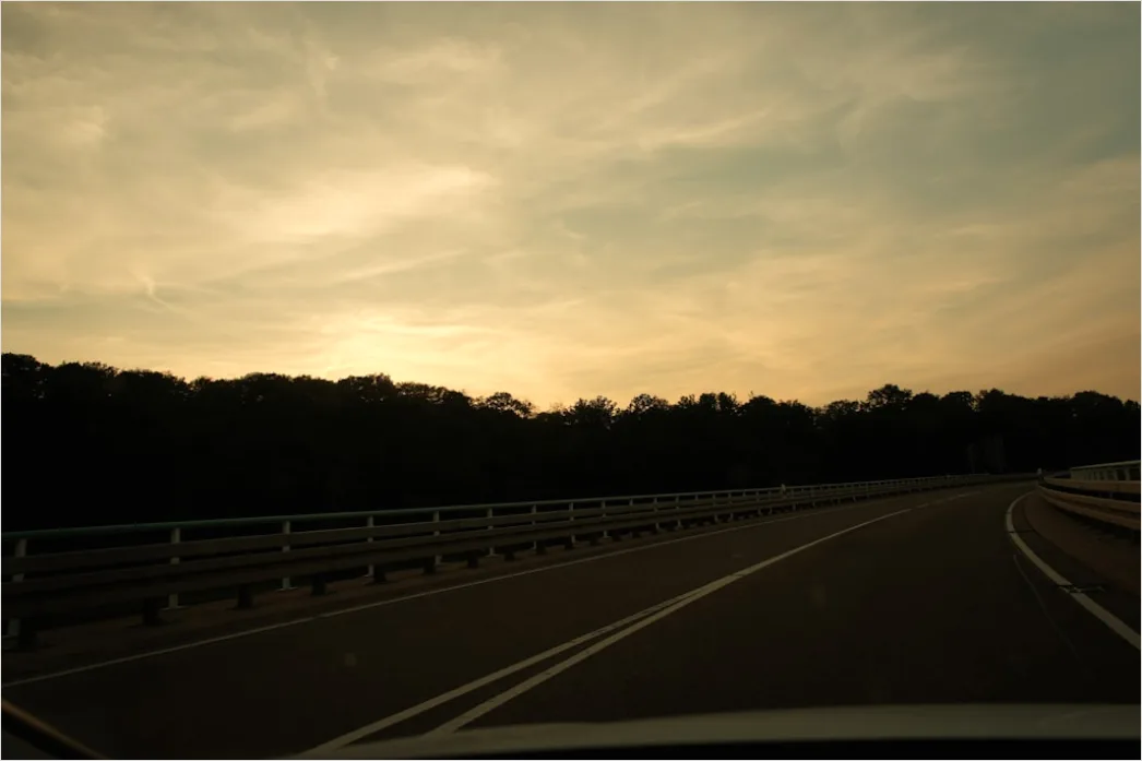 Detail Car Interior Panoramic Sunroof Open Sky Number 11