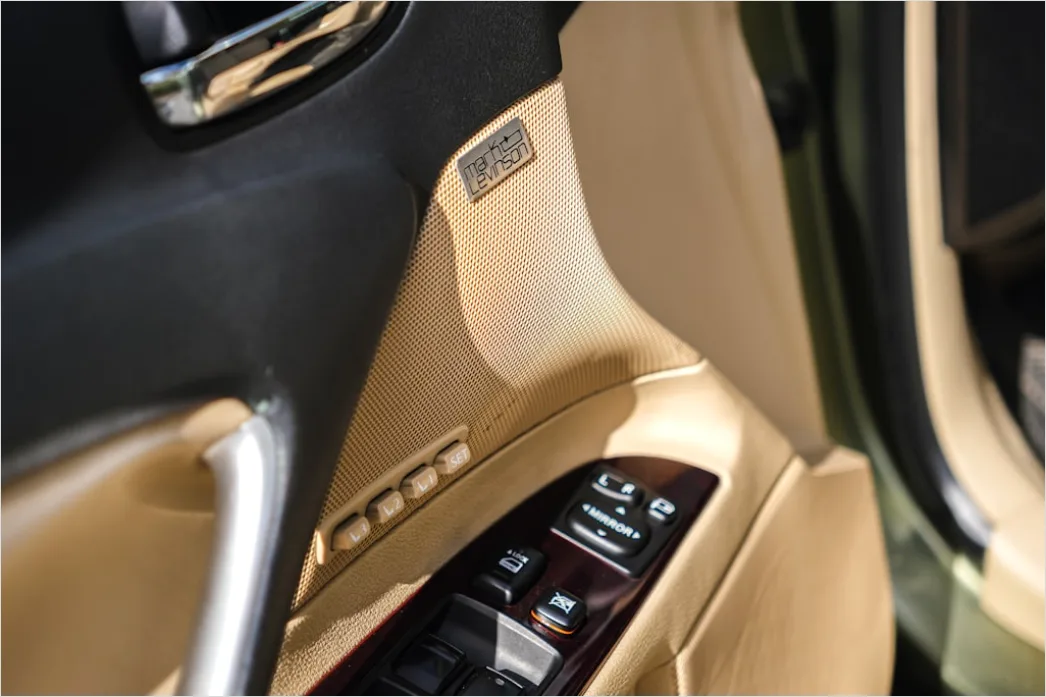 Detail Car Sound System Speaker Door Panel Number 2