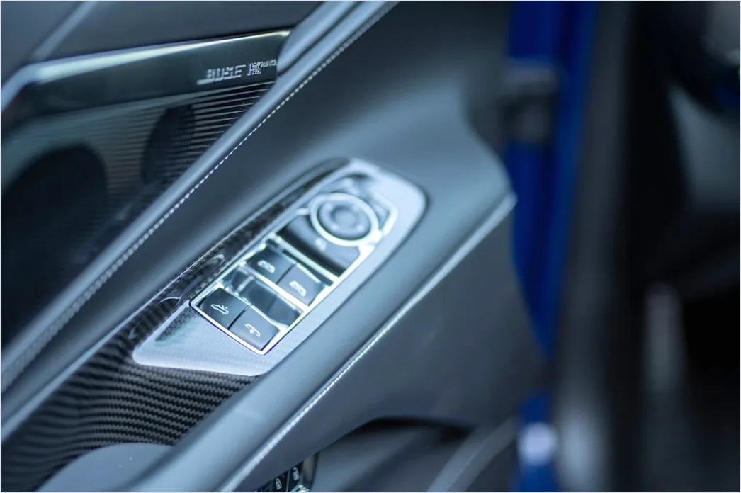 Detail Car Sound System Speaker Door Panel Number 3