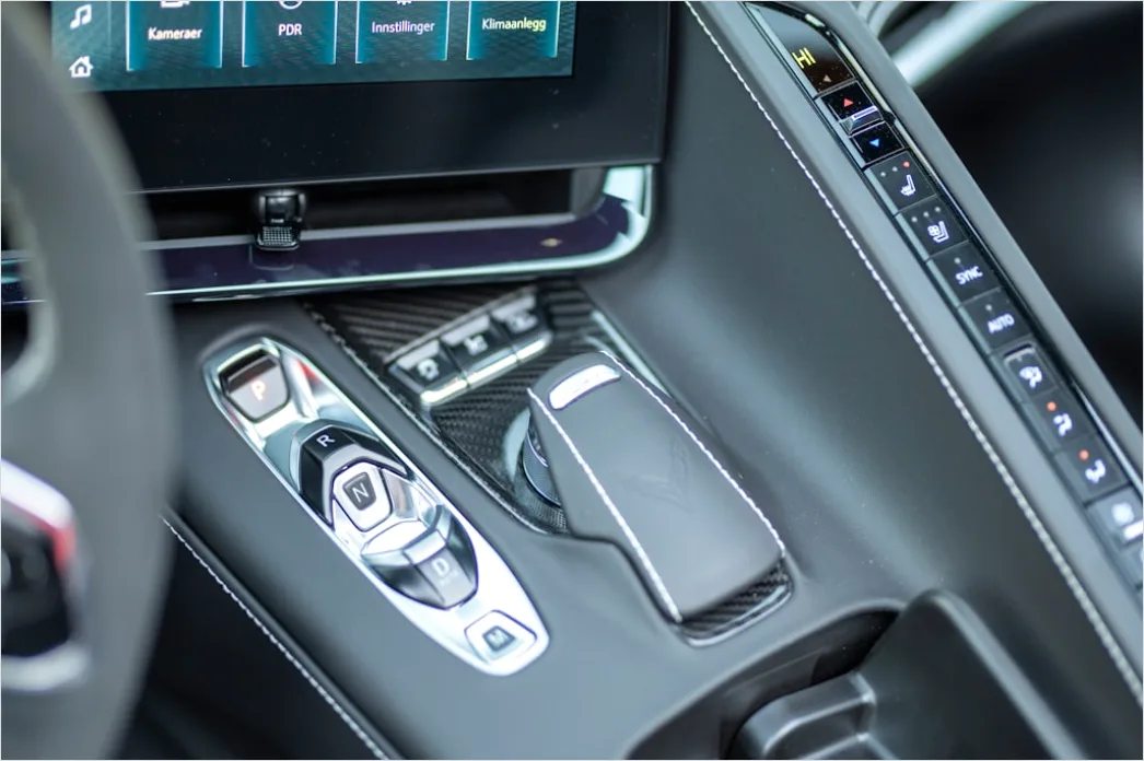 Detail Car Wireless Charging Pad Interior Close Up Number 18