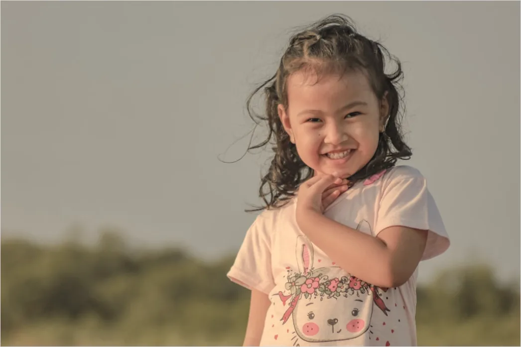 Detail Child Portrait Genuine Smile Natural Light Outdoor Number 13