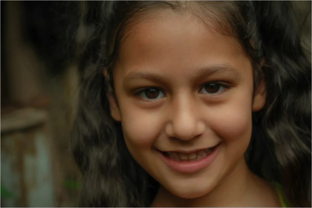 Detail Child Portrait Genuine Smile Natural Light Outdoor Number 20