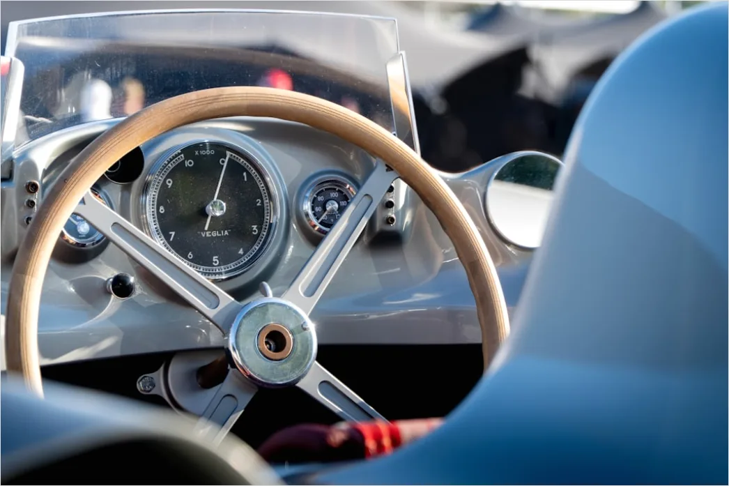 Detail Classic Car Speedometer Dashboard Detail Number 4