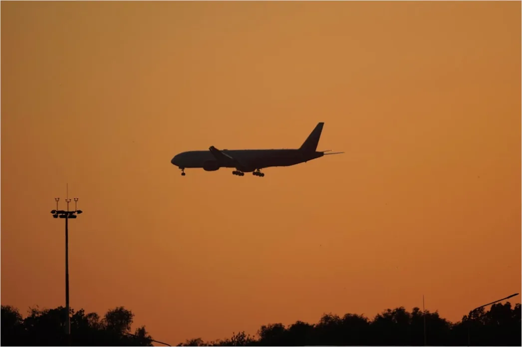 Detail Commercial Airplane Taking Off At Sunset Number 20