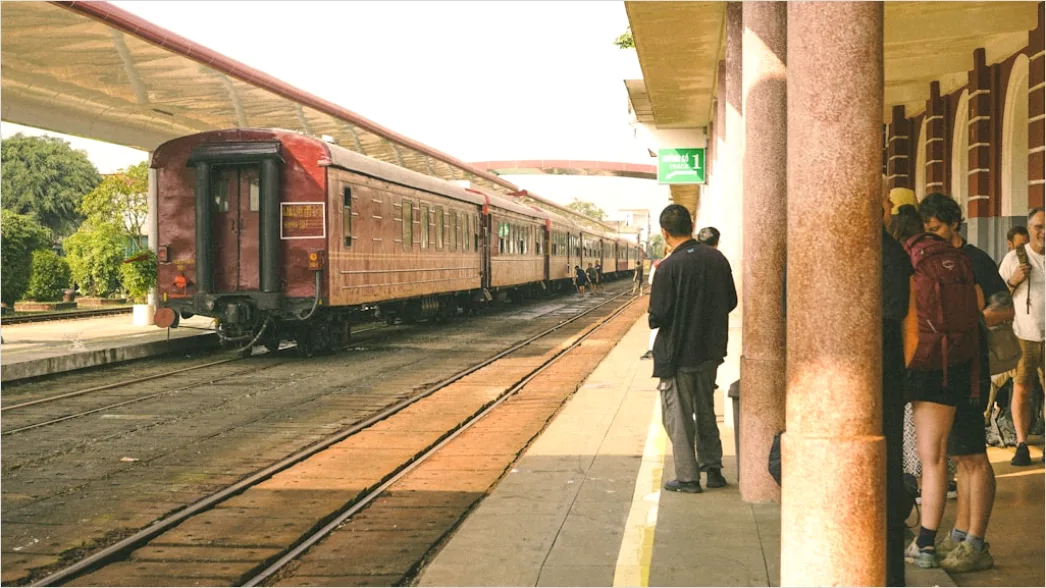 Detail Commuter Train Passengers Boarding At Station Number 14